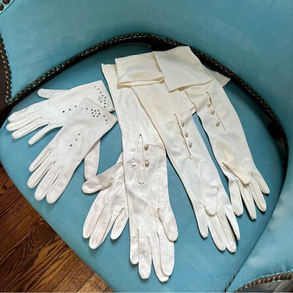 Three Pairs of Vintage MCM Ivory / White Gloves Lot - Picture 1 of 8